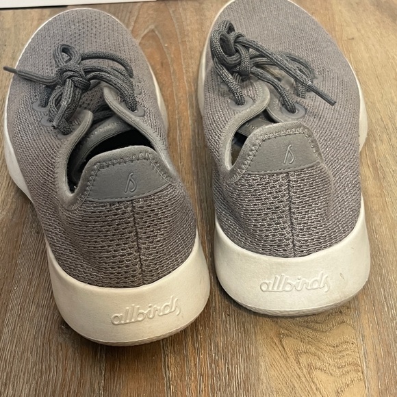 Allbirds Tree runners gray size 8 - Picture 4 of 6